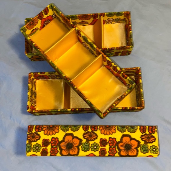 Set of 4 Vintage 1970’s Satin Lined Drawer Dividers - Picture 1 of 4